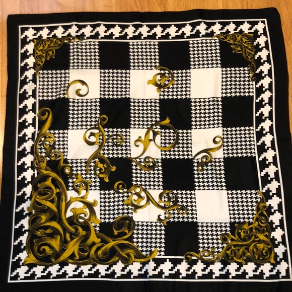 Fashionable Timeless Black White Gold Square Scarf Shawl. Made in Italy. VTG  EC - Picture 10 of 15